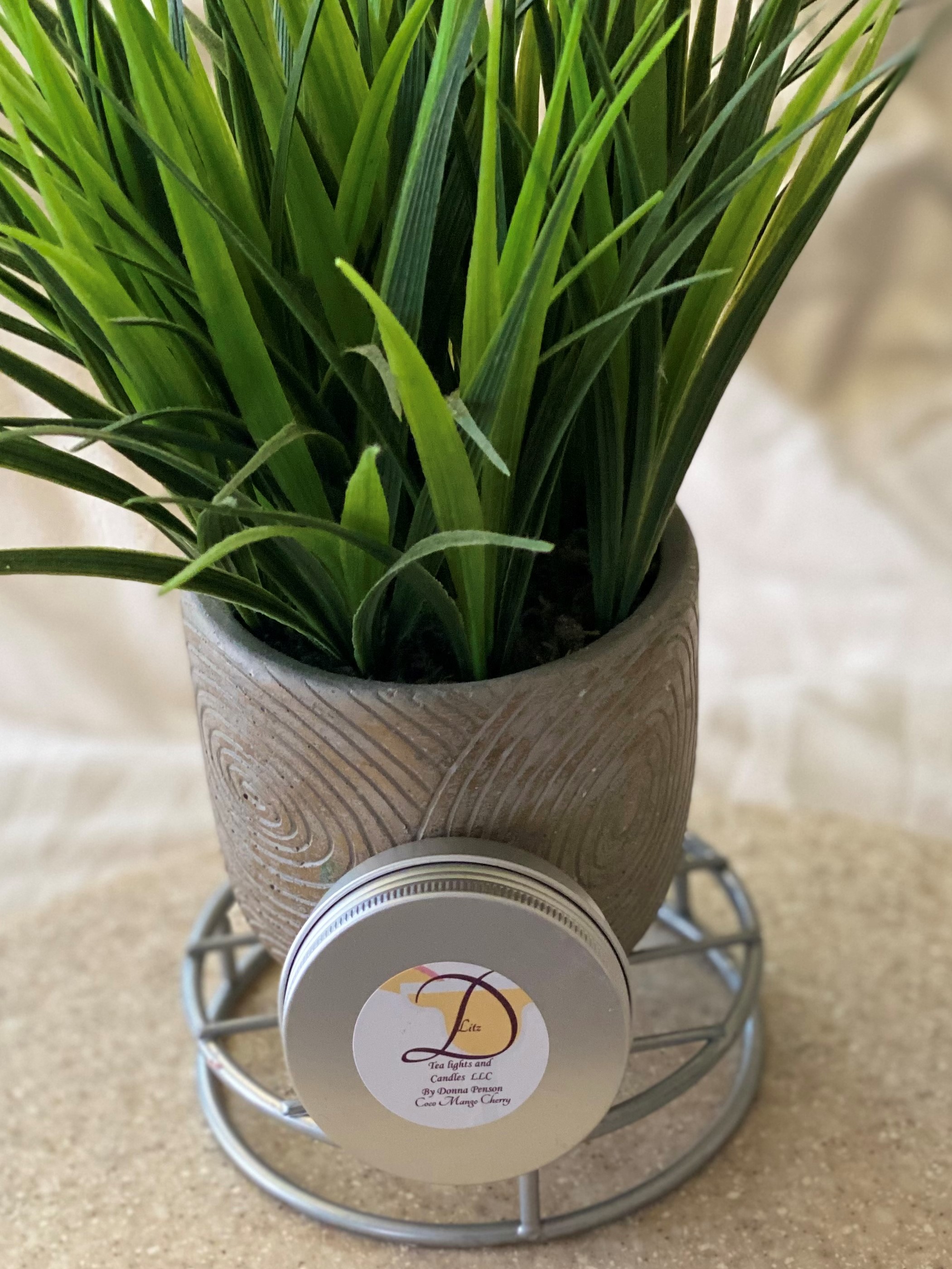 2 oz Tea light tin